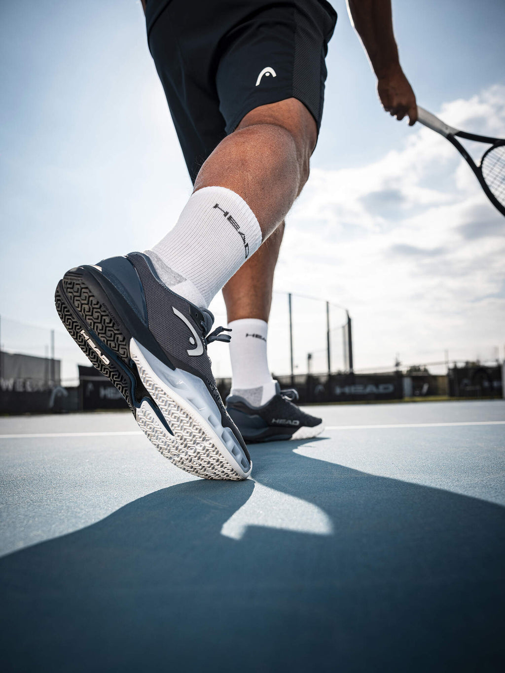 Revolt Pro 5.0 Men Tennis Shoe